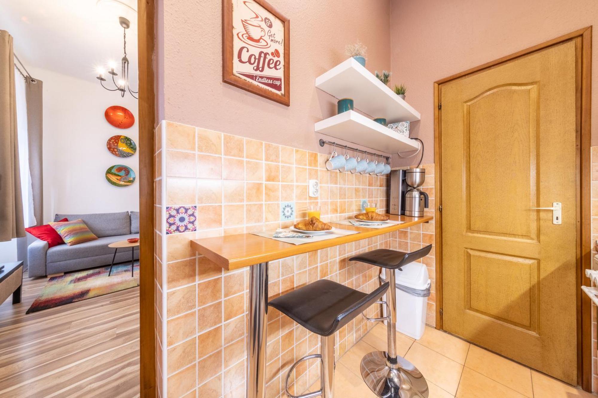 Simona - Lovely Studio In The Downtown . Budapest Luaran gambar